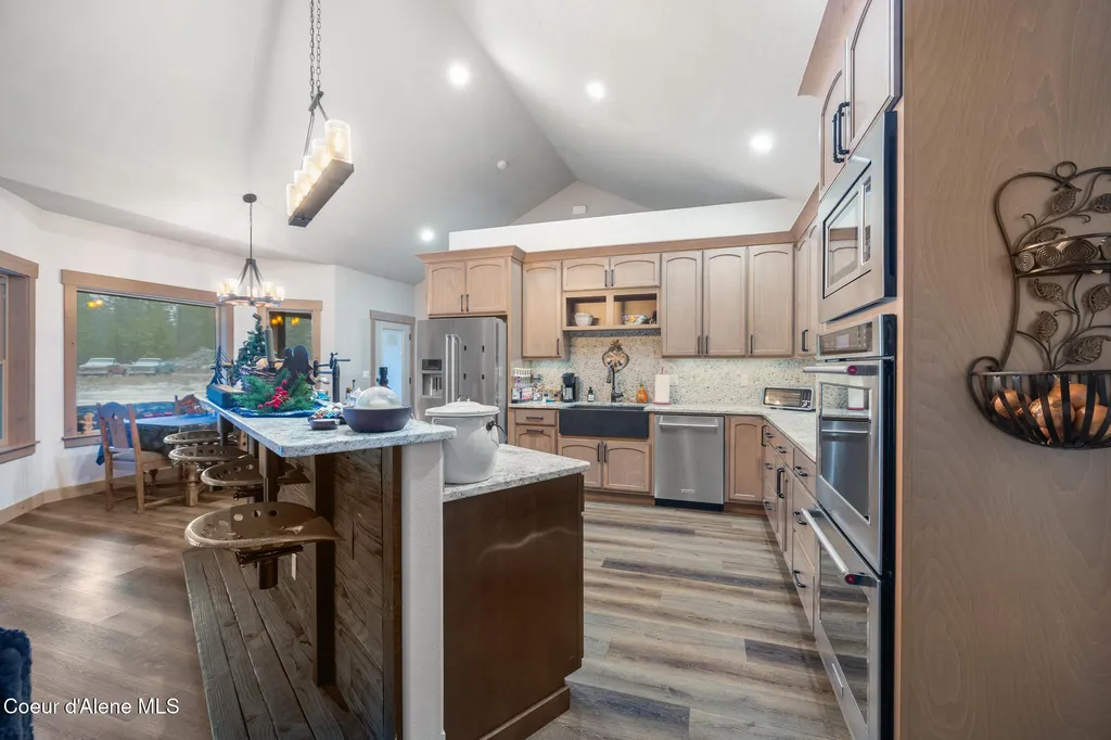1829 W Smoke Tree Avenue Athol ID 83801