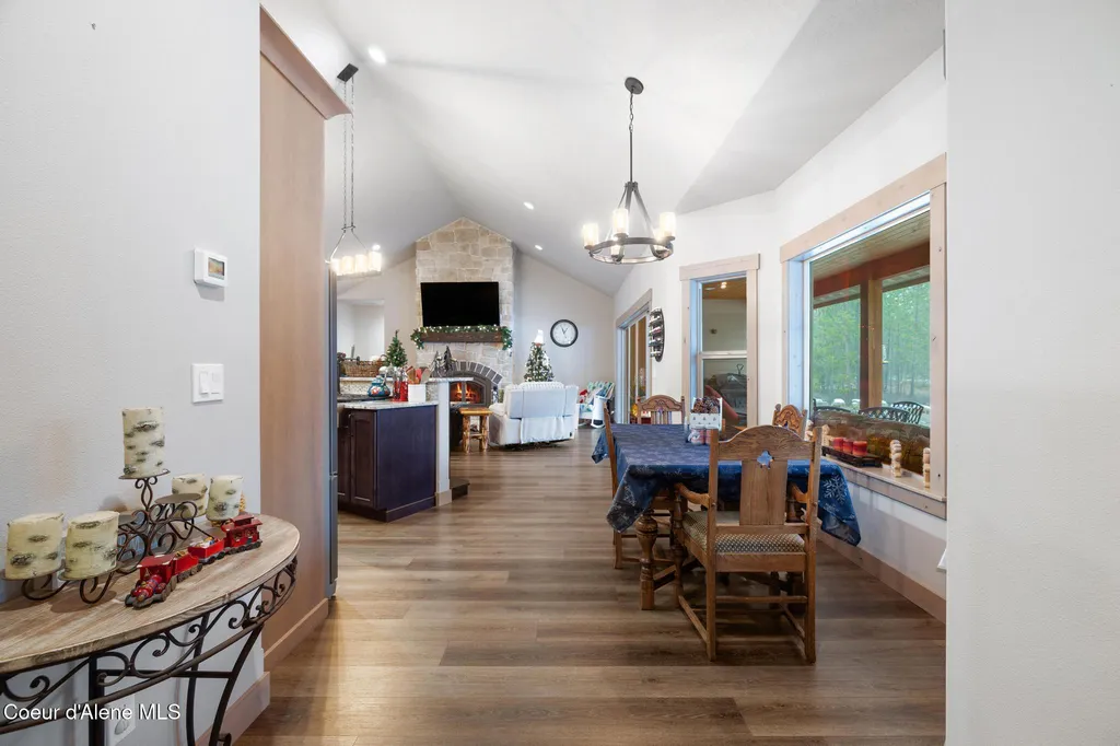 1829 W Smoke Tree Avenue Athol ID 83801
