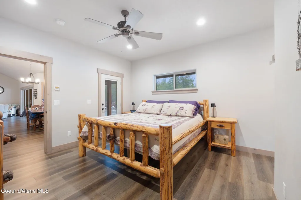 1829 W Smoke Tree Avenue Athol ID 83801