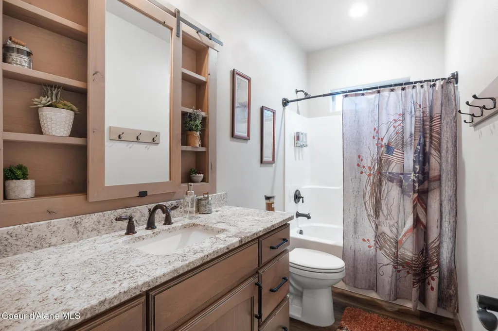 1829 W Smoke Tree Avenue Athol ID 83801