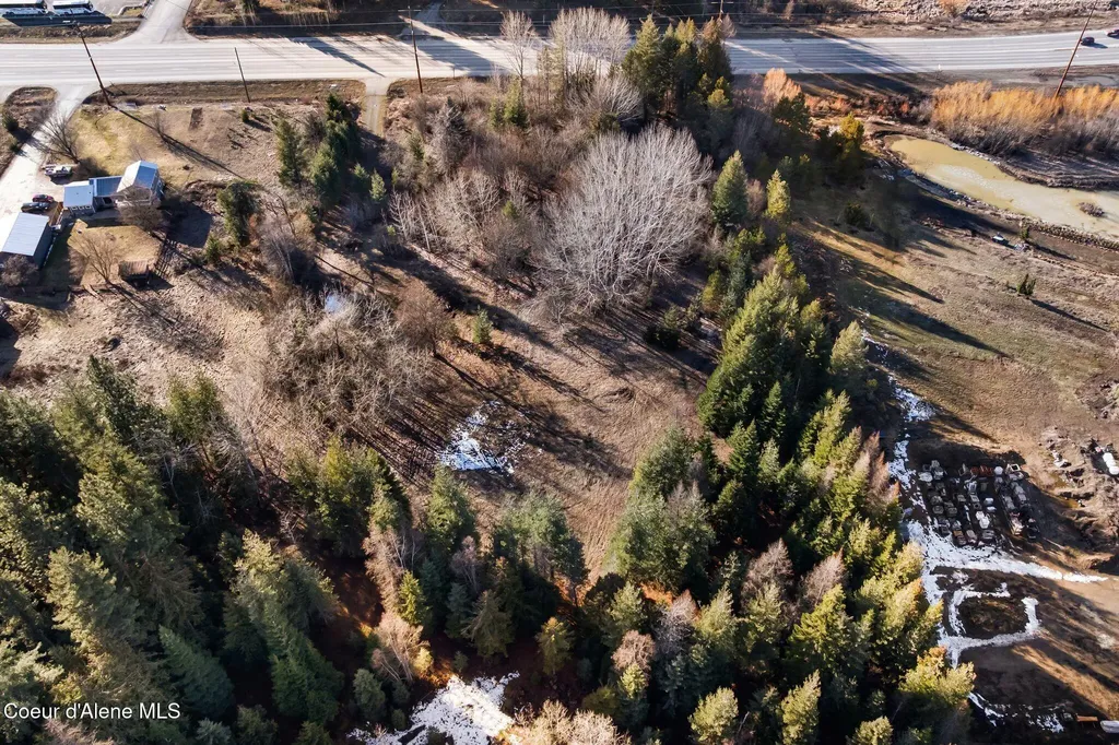 477545 Us-95 Ponderay ID 83852