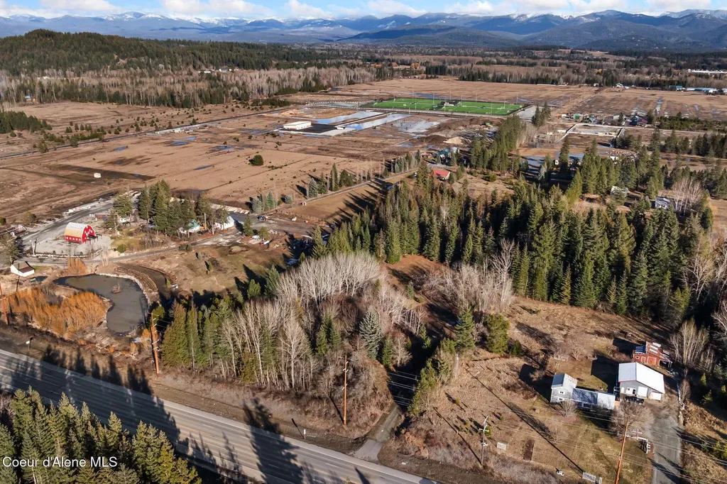 477545 Us-95 Ponderay ID 83852
