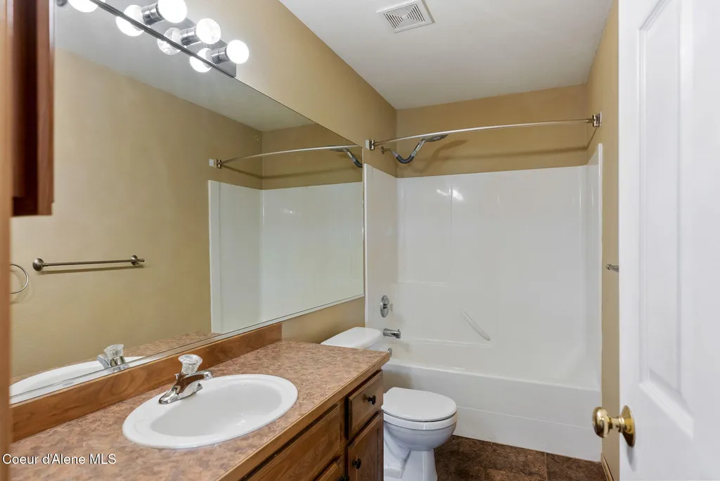 2996 E Briar Court Athol ID 83801