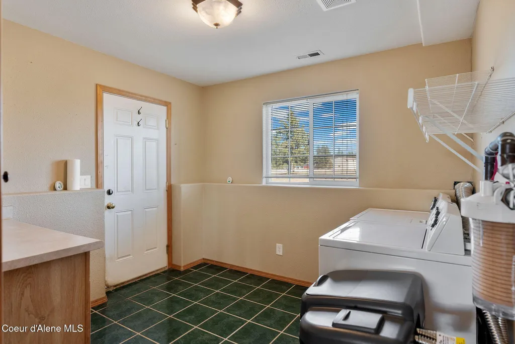 2996 E Briar Court Athol ID 83801
