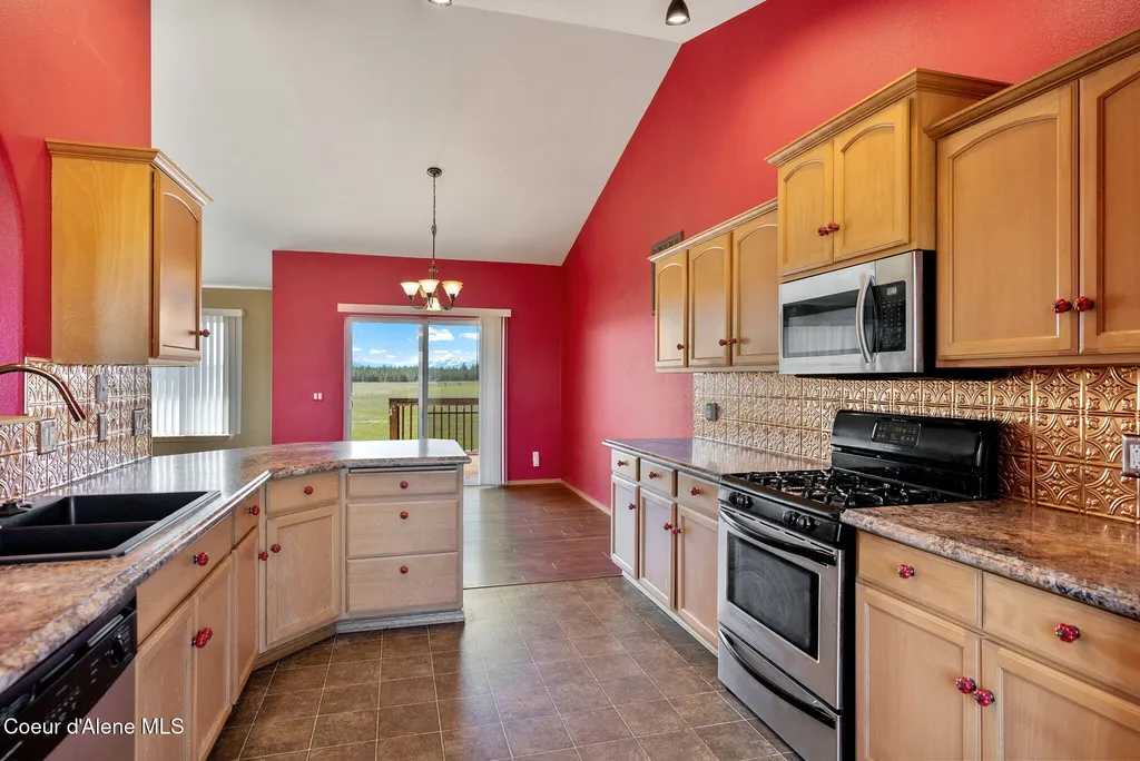 2996 E Briar Court Athol ID 83801