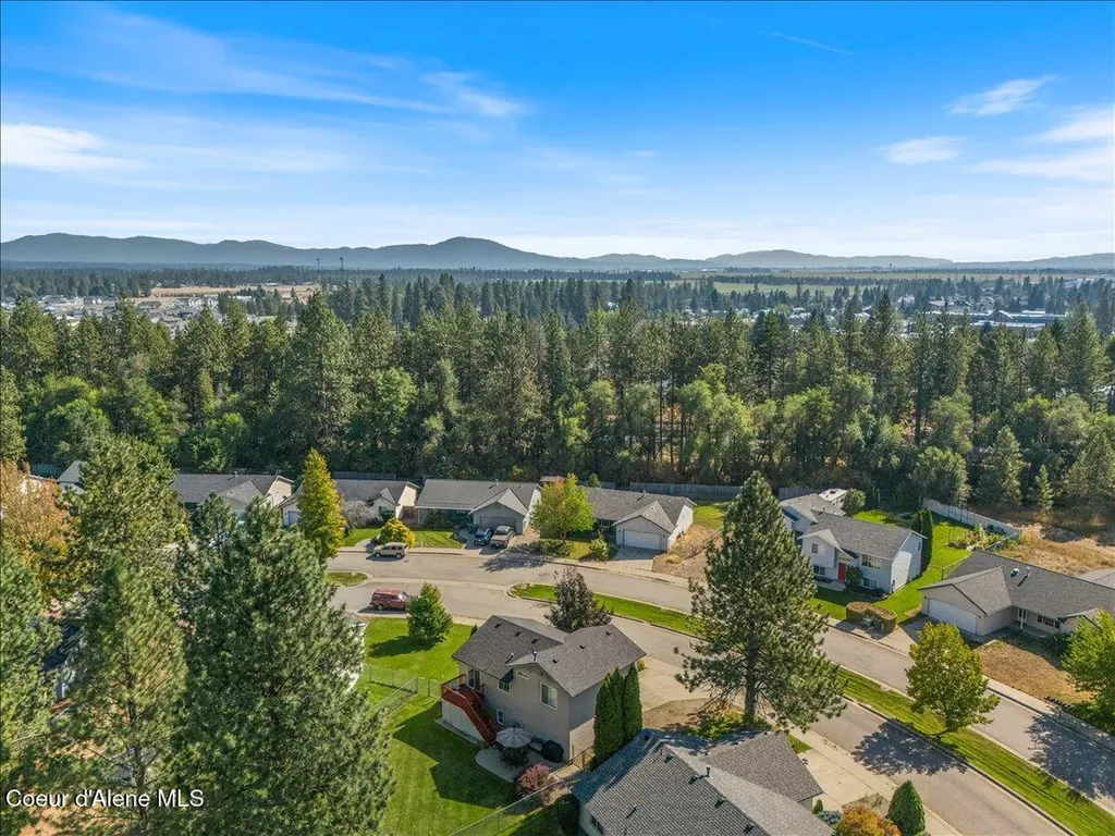 6973 W Legacy Drive Rathdrum ID 83858