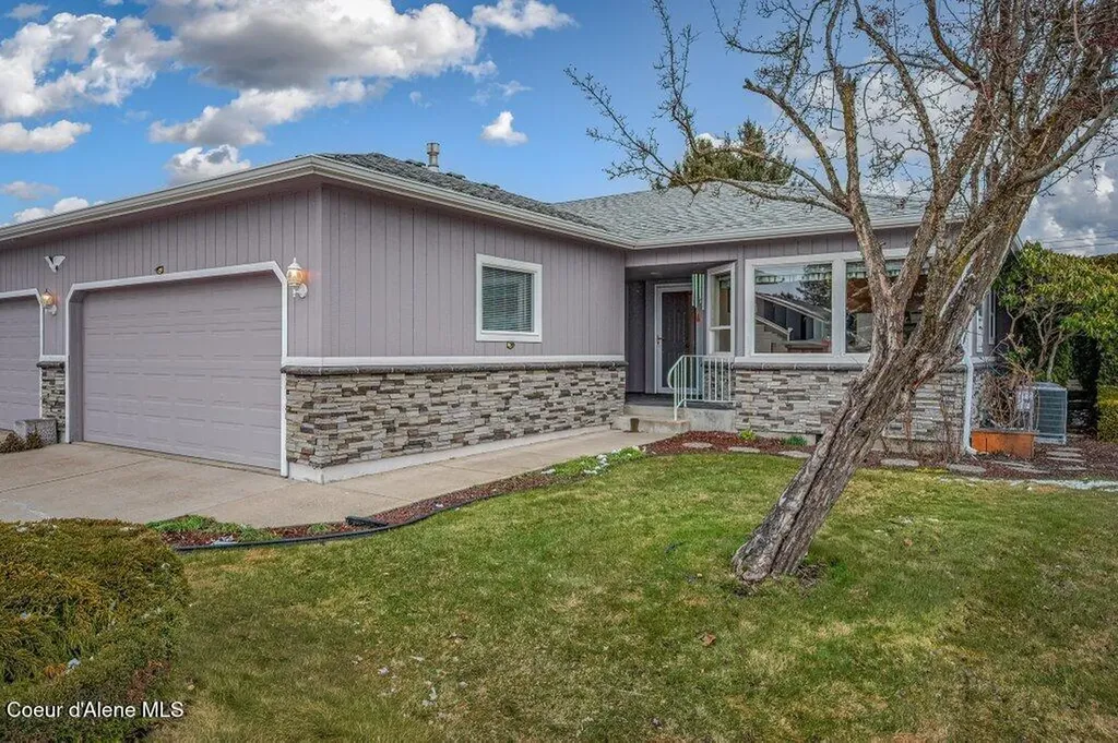 1485 W Woodlawn Drive Hayden ID 83835