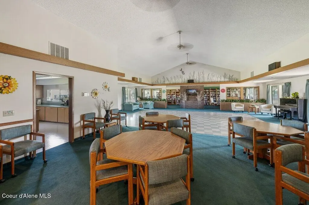 1485 W Woodlawn Drive Hayden ID 83835