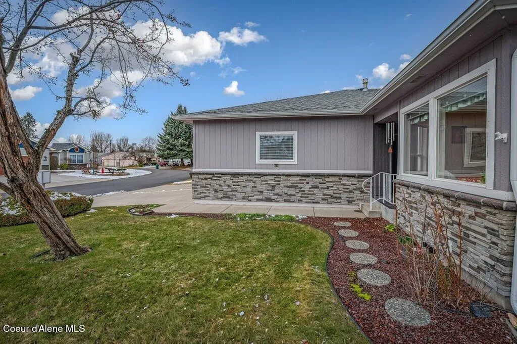 1485 W Woodlawn Drive Hayden ID 83835