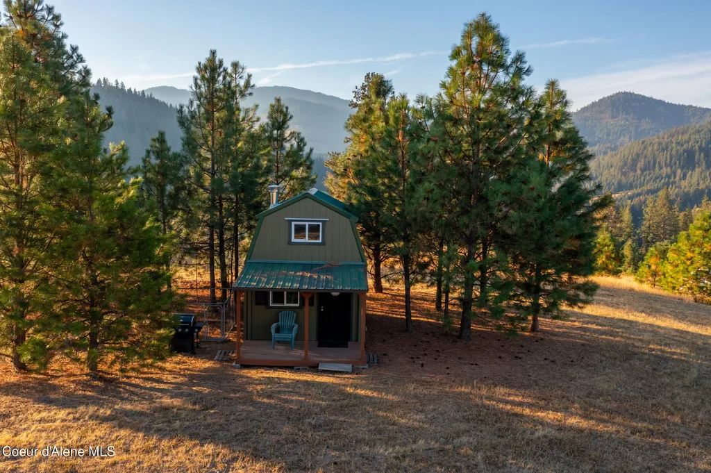 26706 S Willow Creek Road Medimont ID 83842