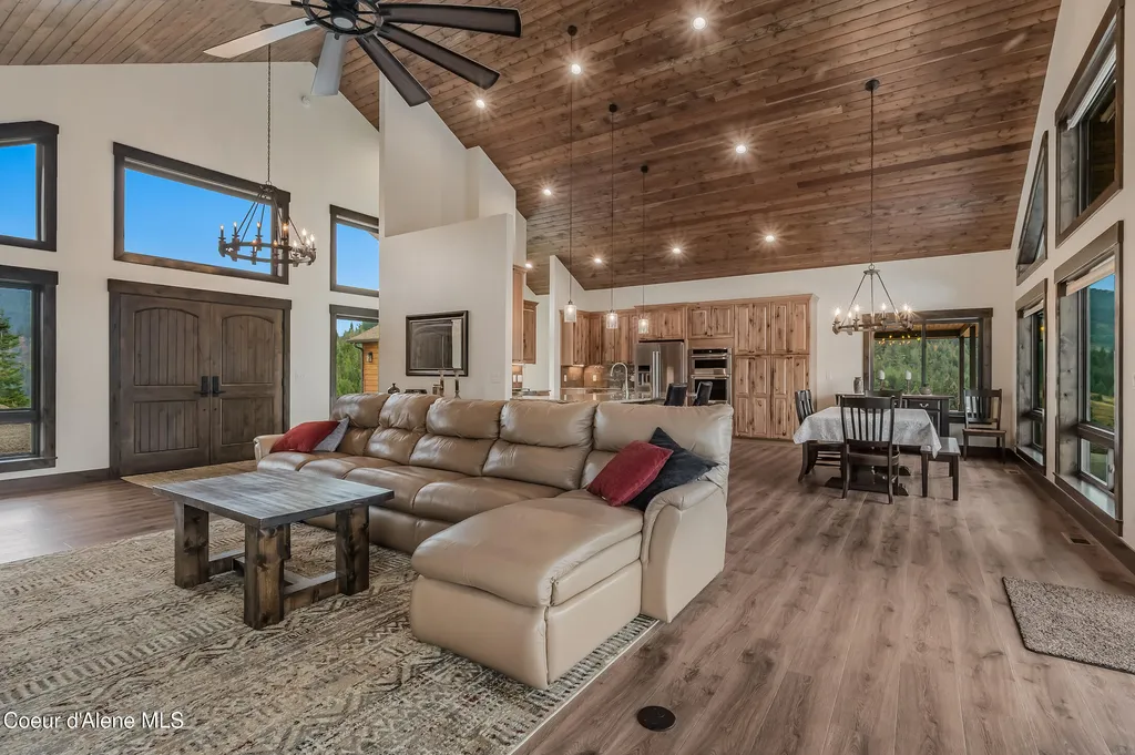 26706 S Willow Creek Road Medimont ID 83842