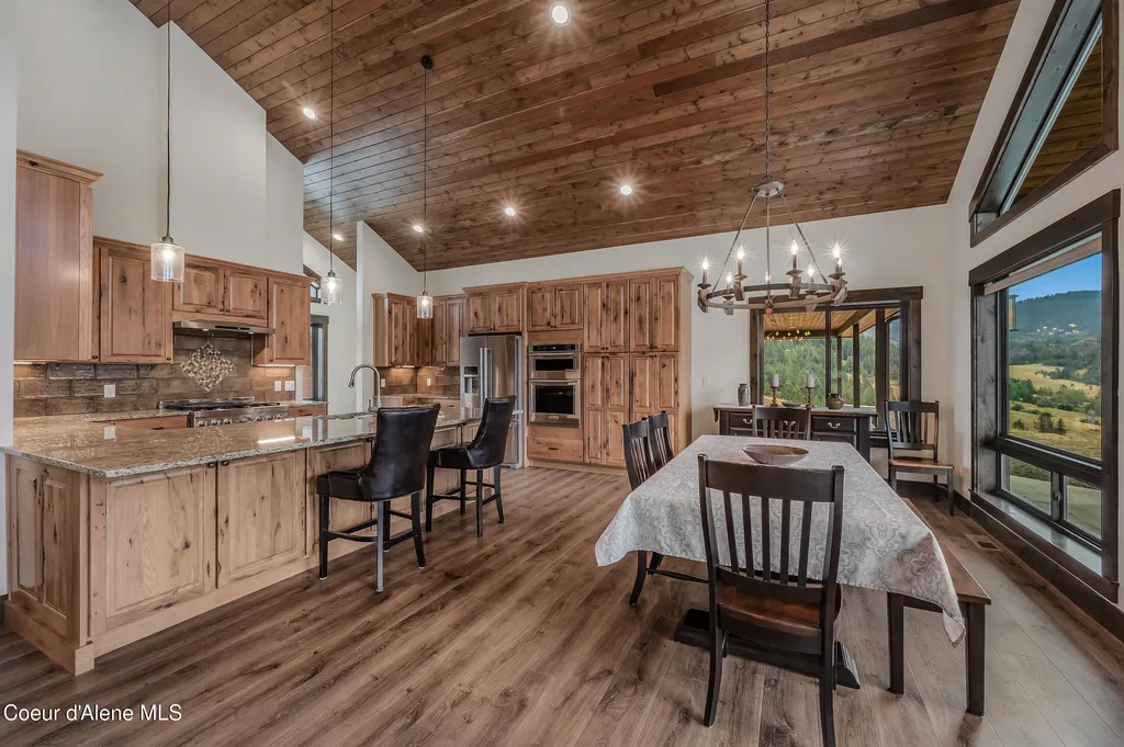26706 S Willow Creek Road Medimont ID 83842