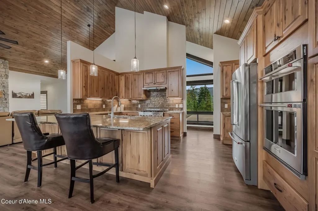 26706 S Willow Creek Road Medimont ID 83842
