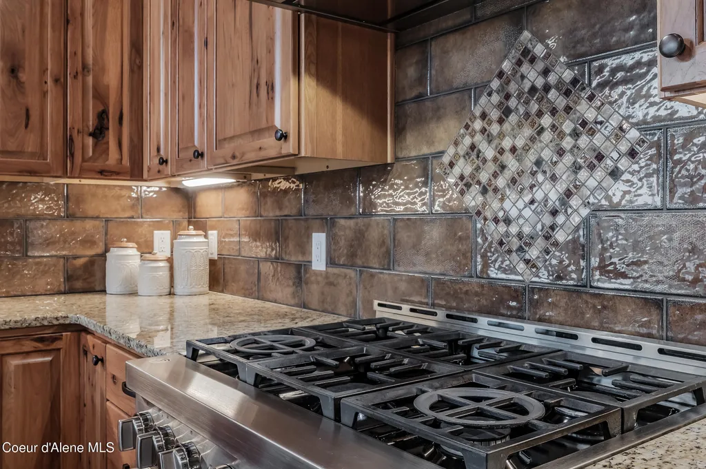 26706 S Willow Creek Road Medimont ID 83842
