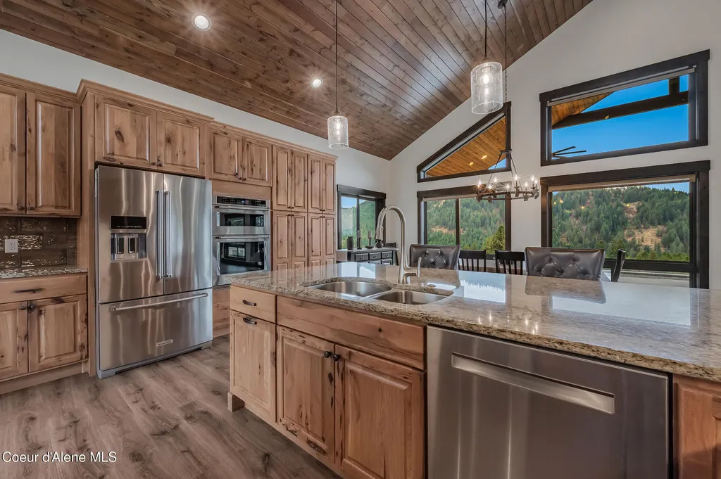 26706 S Willow Creek Road Medimont ID 83842