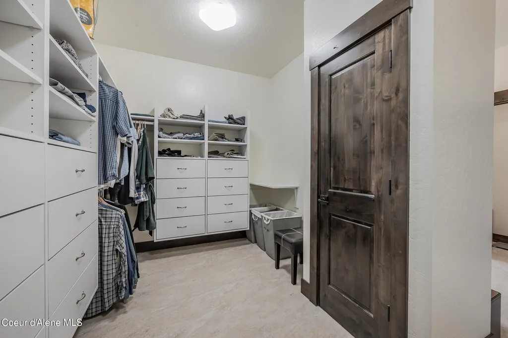 26706 S Willow Creek Road Medimont ID 83842