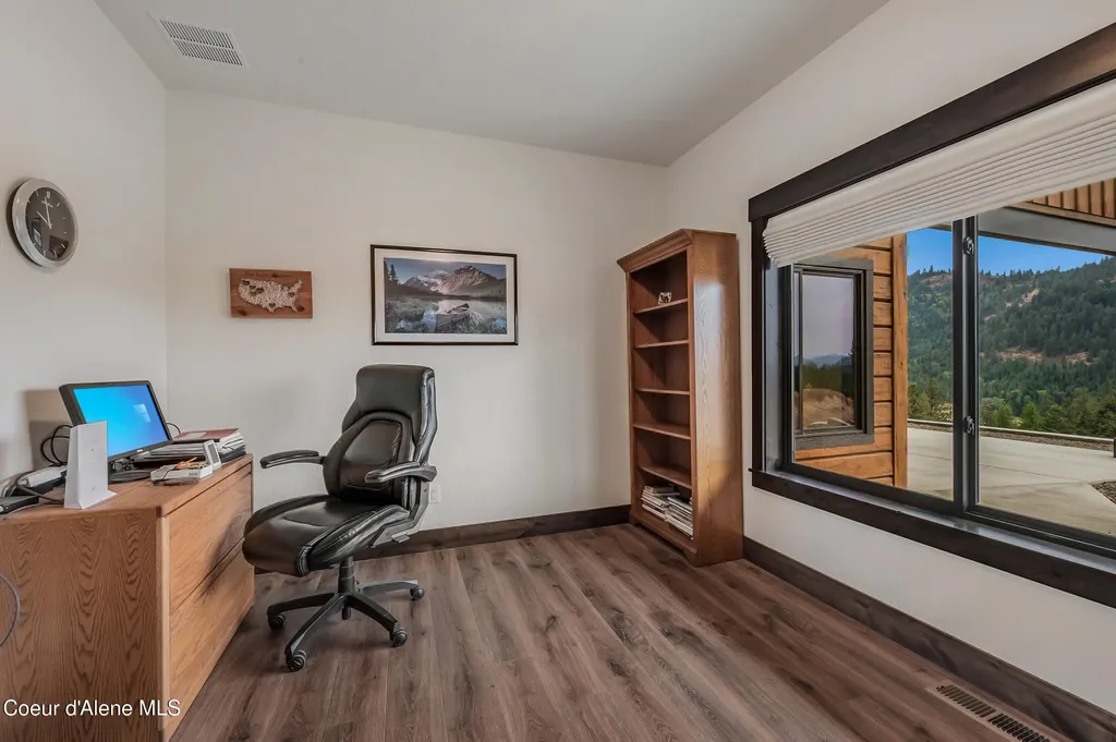 26706 S Willow Creek Road Medimont ID 83842