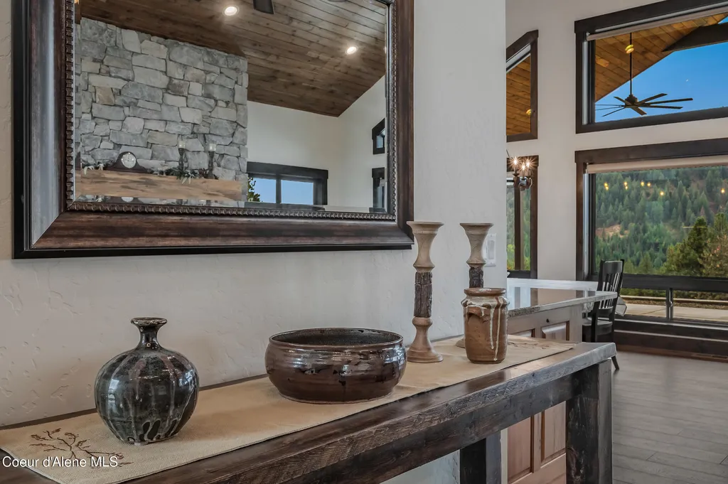 26706 S Willow Creek Road Medimont ID 83842
