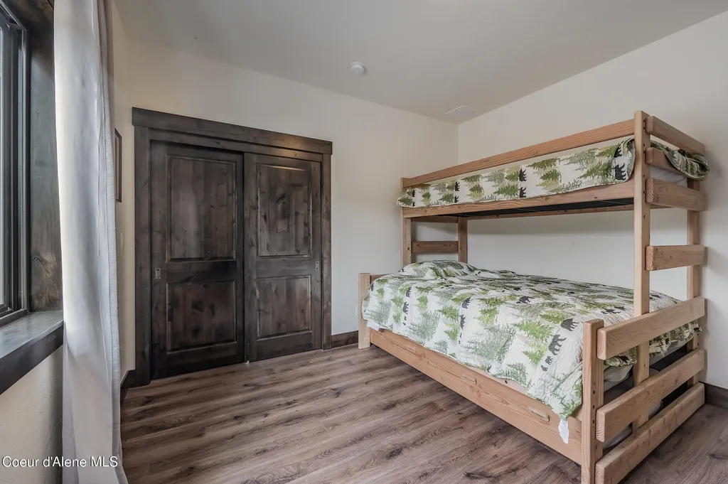 26706 S Willow Creek Road Medimont ID 83842