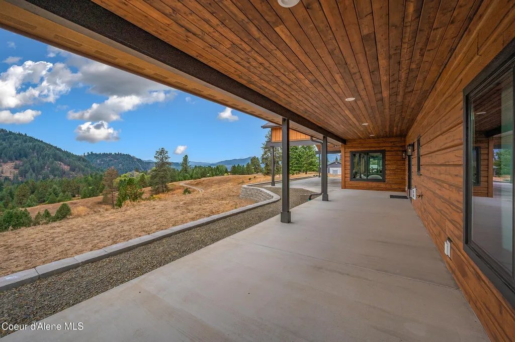 26706 S Willow Creek Road Medimont ID 83842