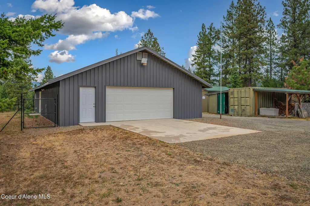 26706 S Willow Creek Road Medimont ID 83842