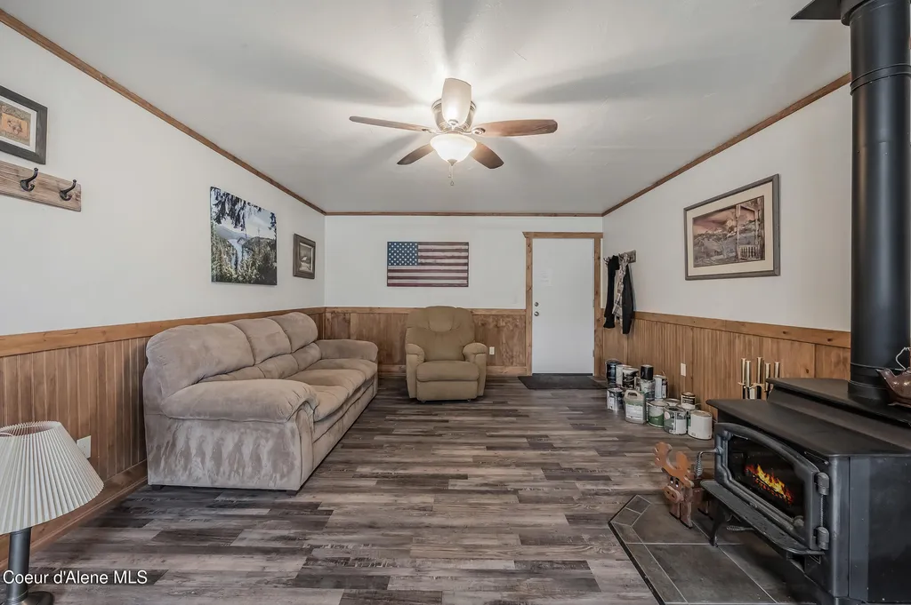 26706 S Willow Creek Road Medimont ID 83842