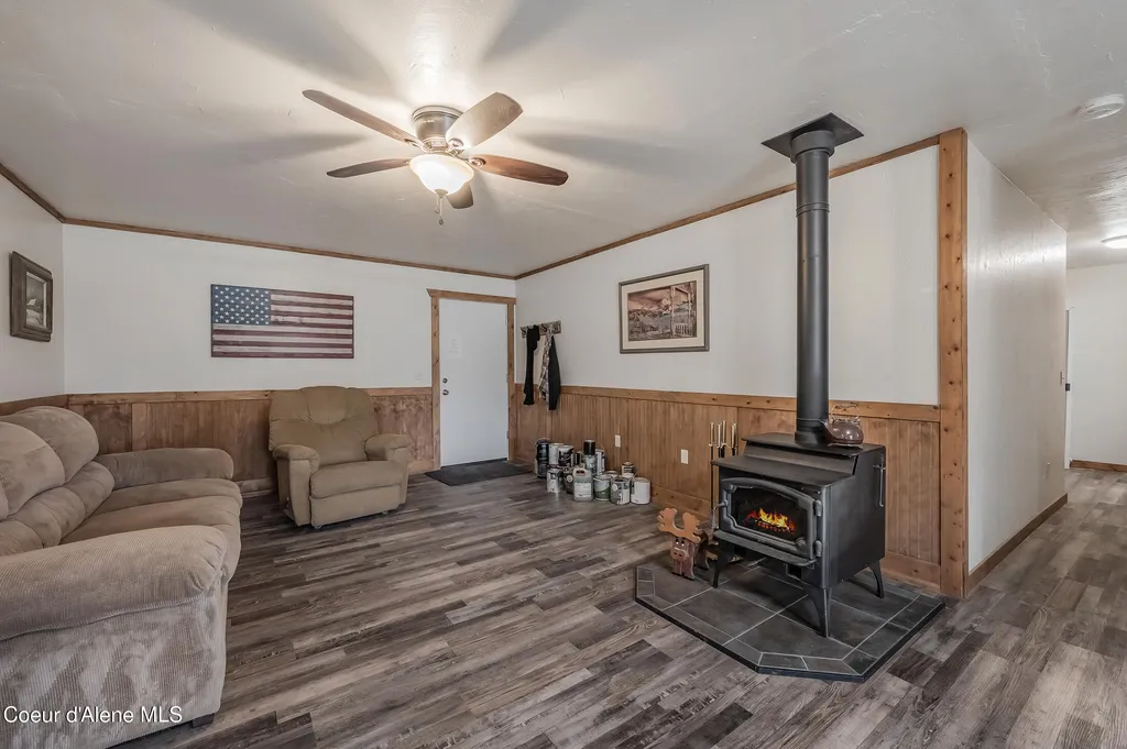 26706 S Willow Creek Road Medimont ID 83842