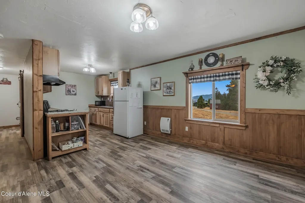 26706 S Willow Creek Road Medimont ID 83842