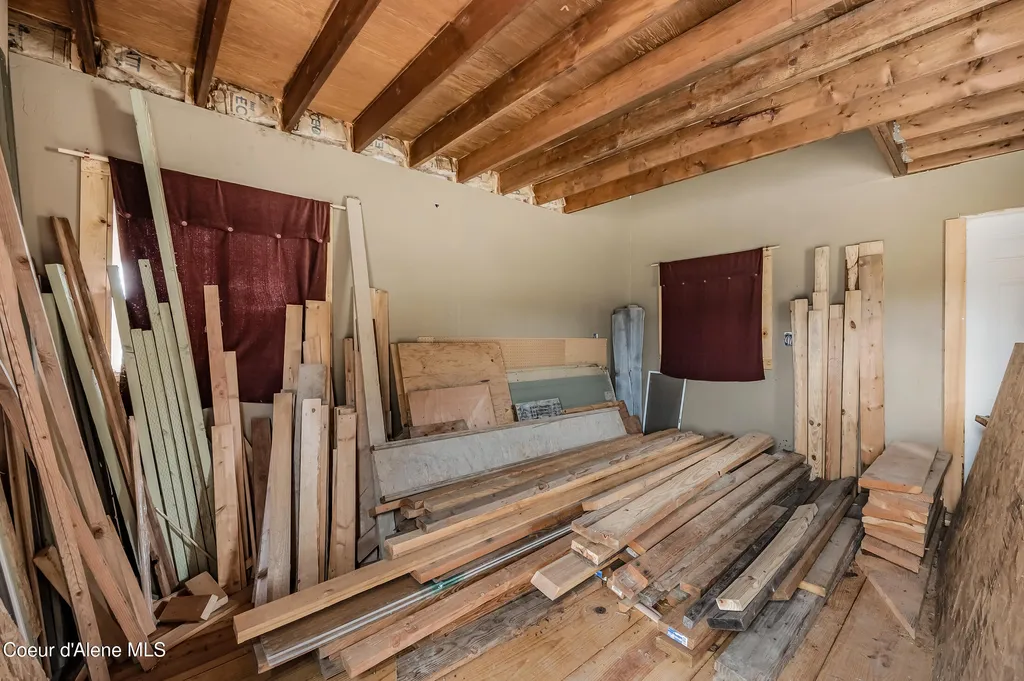 26706 S Willow Creek Road Medimont ID 83842