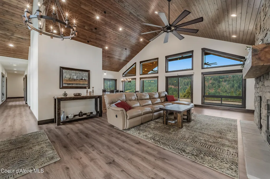 26706 S Willow Creek Road Medimont ID 83842