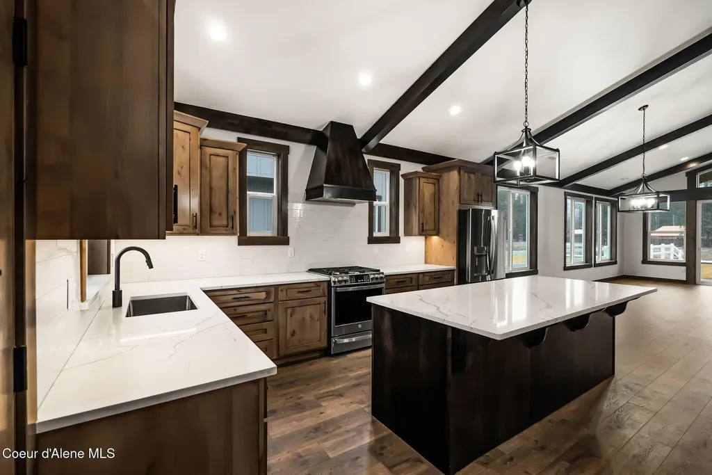 105 Backtrack Road Sandpoint ID 83864