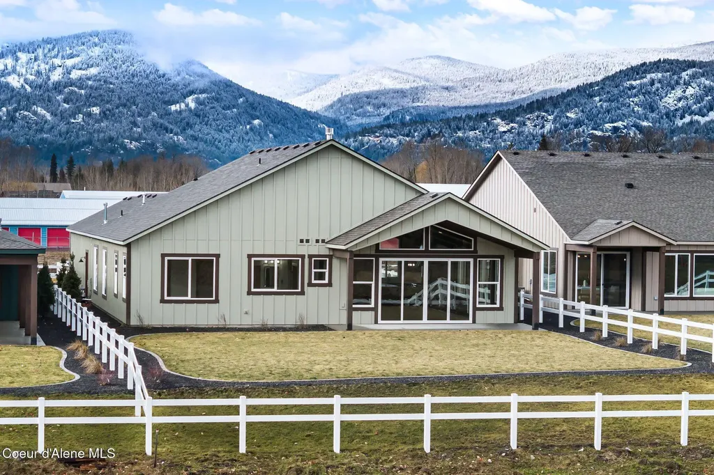 105 Backtrack Road Sandpoint ID 83864