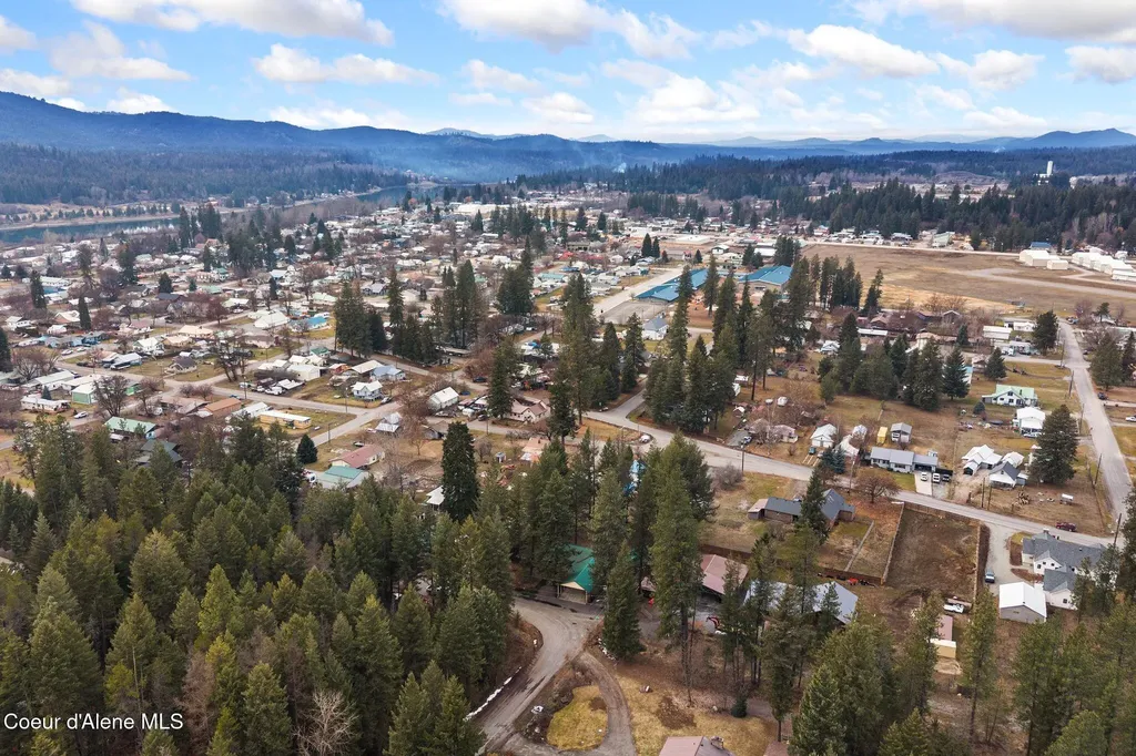 Nna Dixon Street Priest River ID 83856