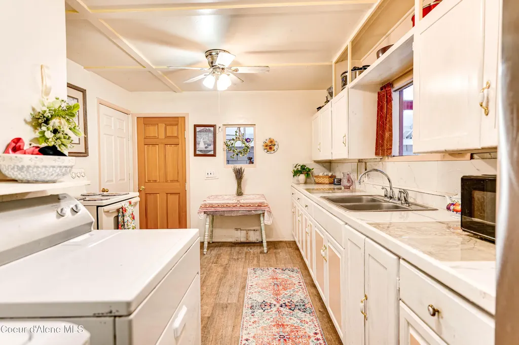 176 King Street Wallace ID 83873