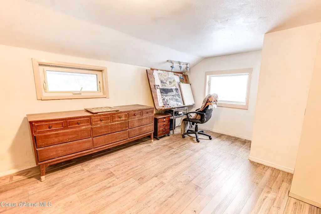 176 King Street Wallace ID 83873