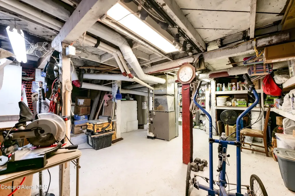 176 King Street Wallace ID 83873