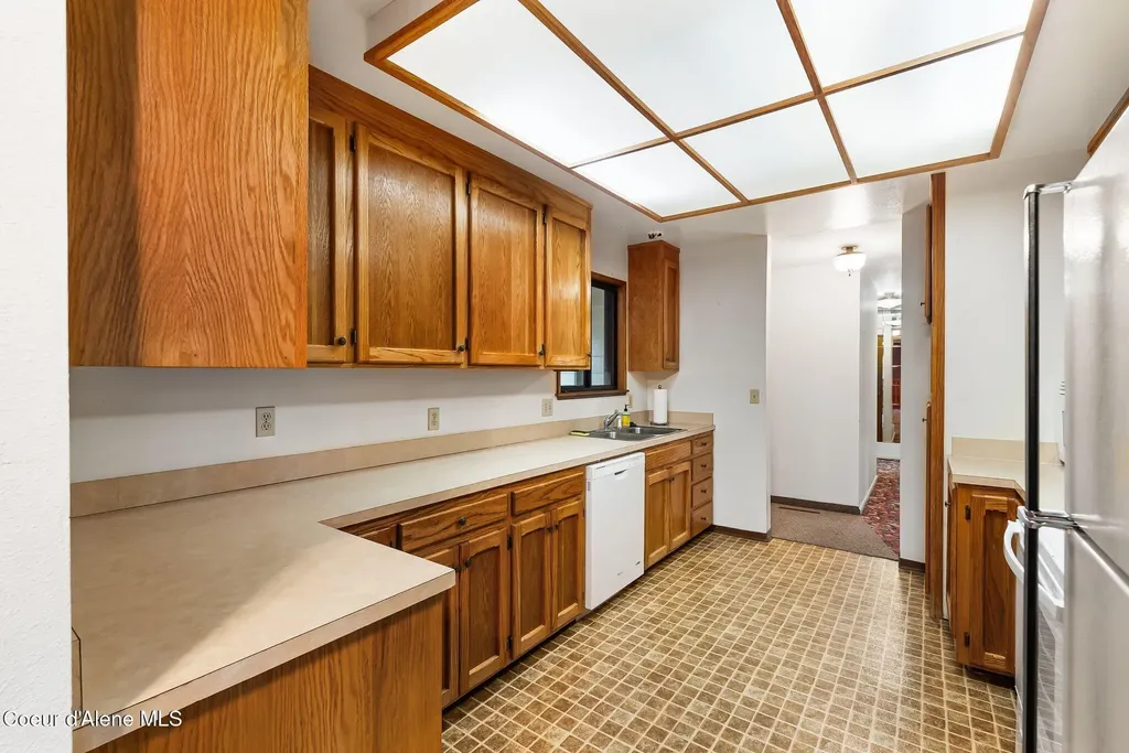 430 1st Street Priest River ID 83856