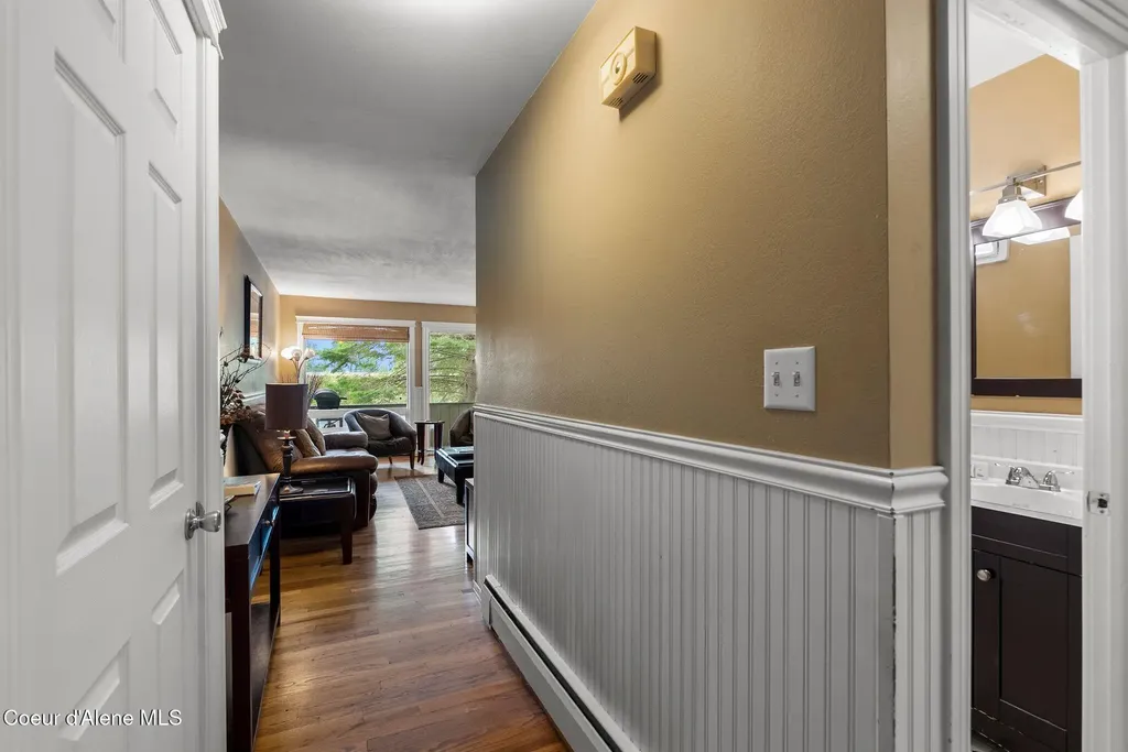 720 N 3rd Avenue Sandpoint ID 83864