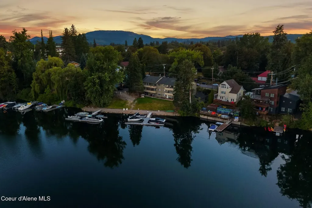 720 N 3rd Avenue Sandpoint ID 83864