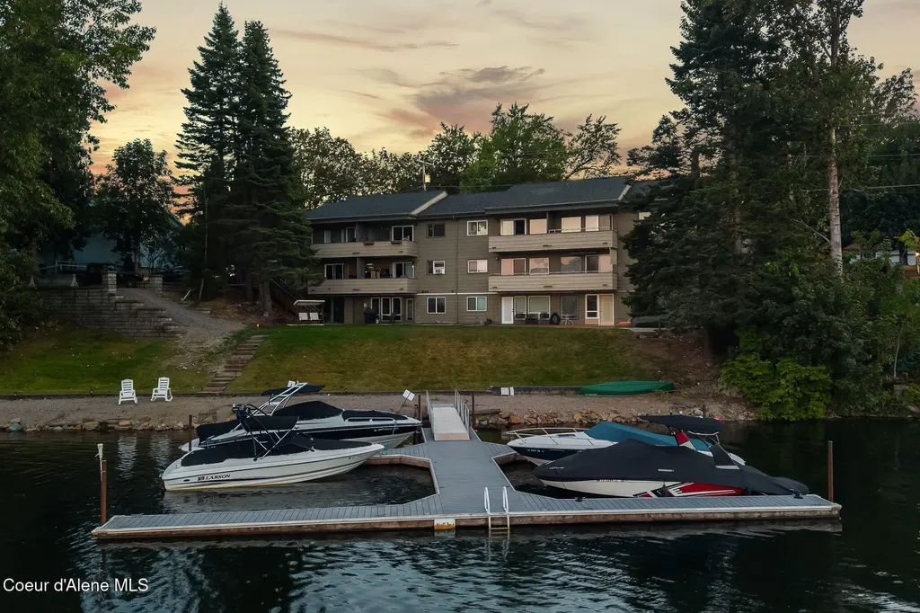 720 N 3rd Avenue Sandpoint ID 83864