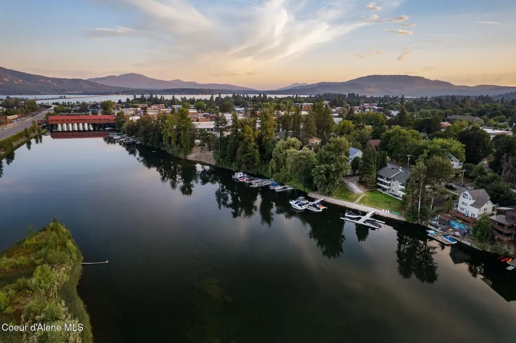 720 N 3rd Avenue Sandpoint ID 83864