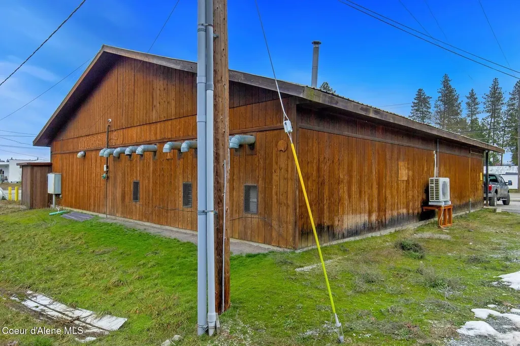 186 Highway 57 Priest River ID 83856