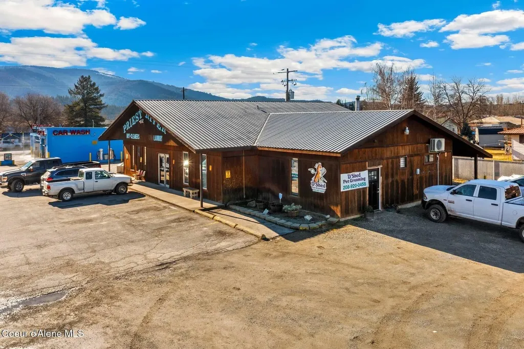 186 Highway 57 Priest River ID 83856