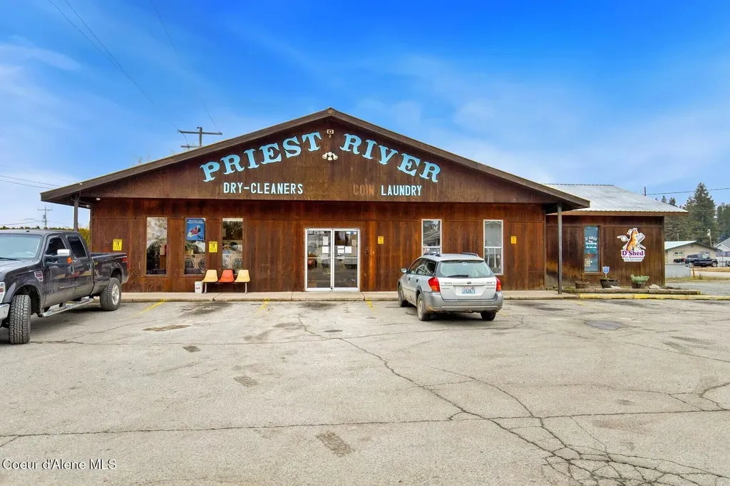 186 Highway 57 Priest River ID 83856