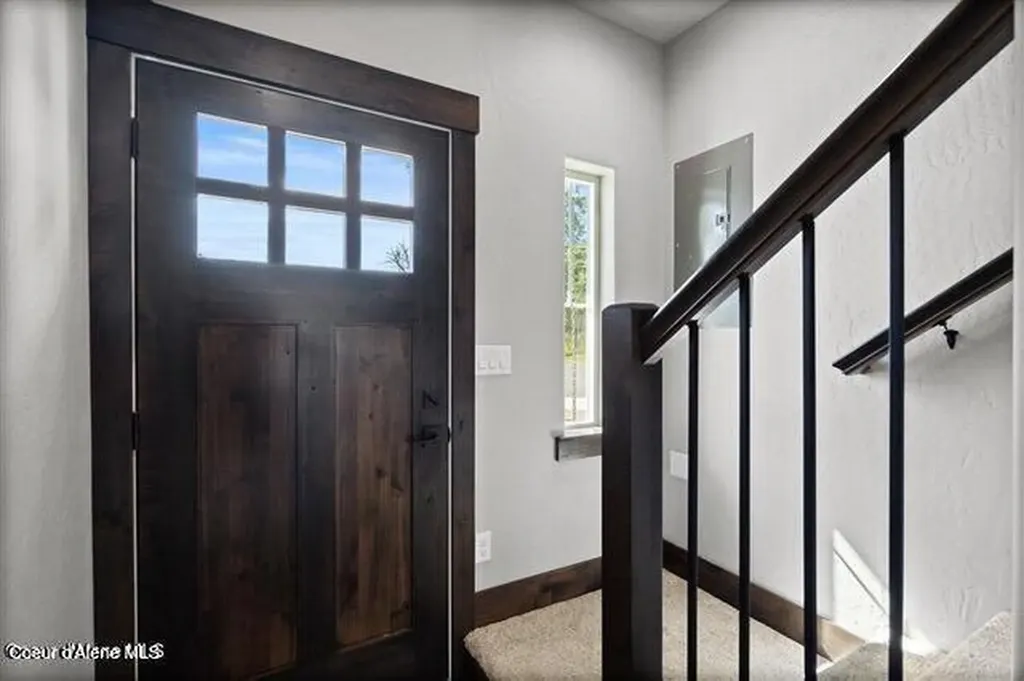 148 E Lobo Loop Hayden ID 83835