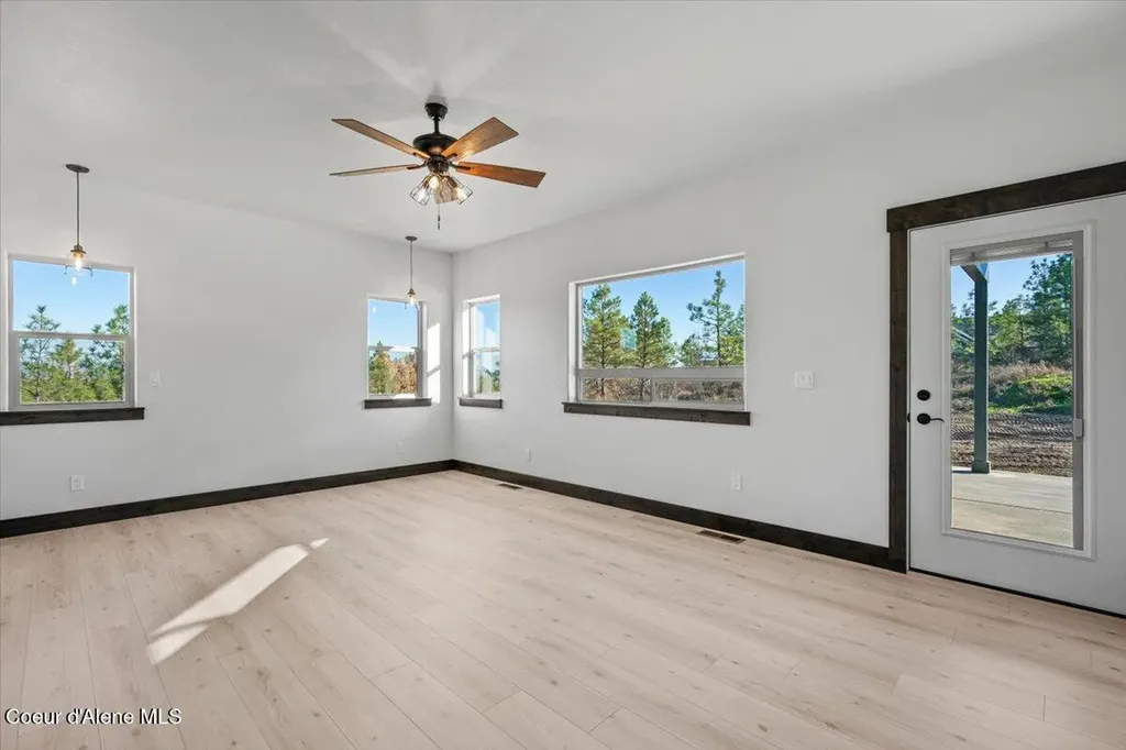 1475 W Remmick Street Hayden ID 83835