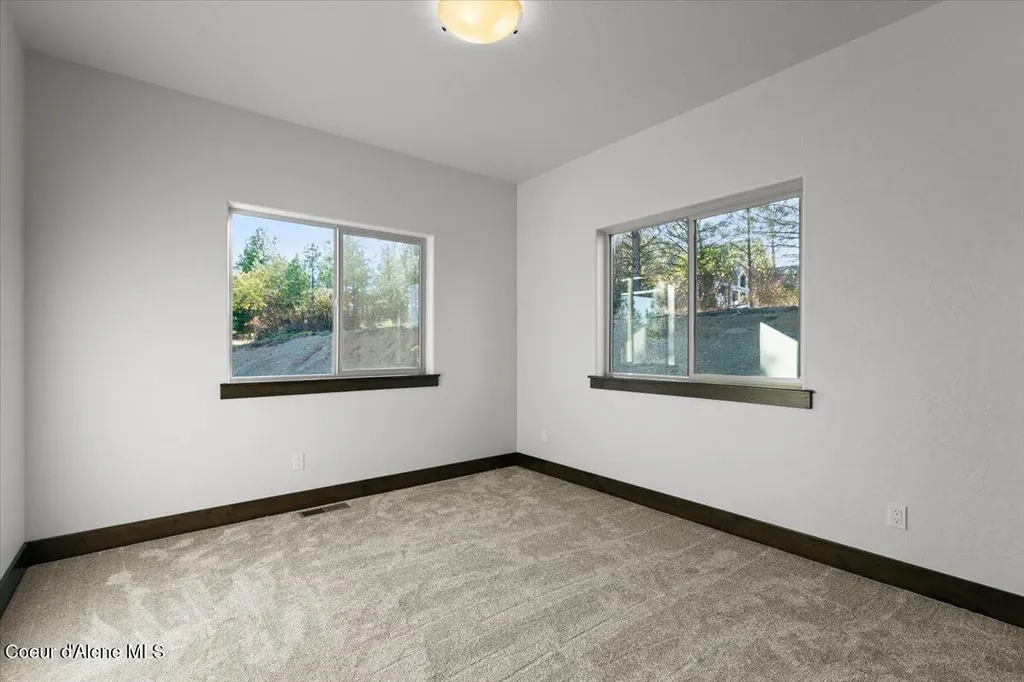 1475 W Remmick Street Hayden ID 83835