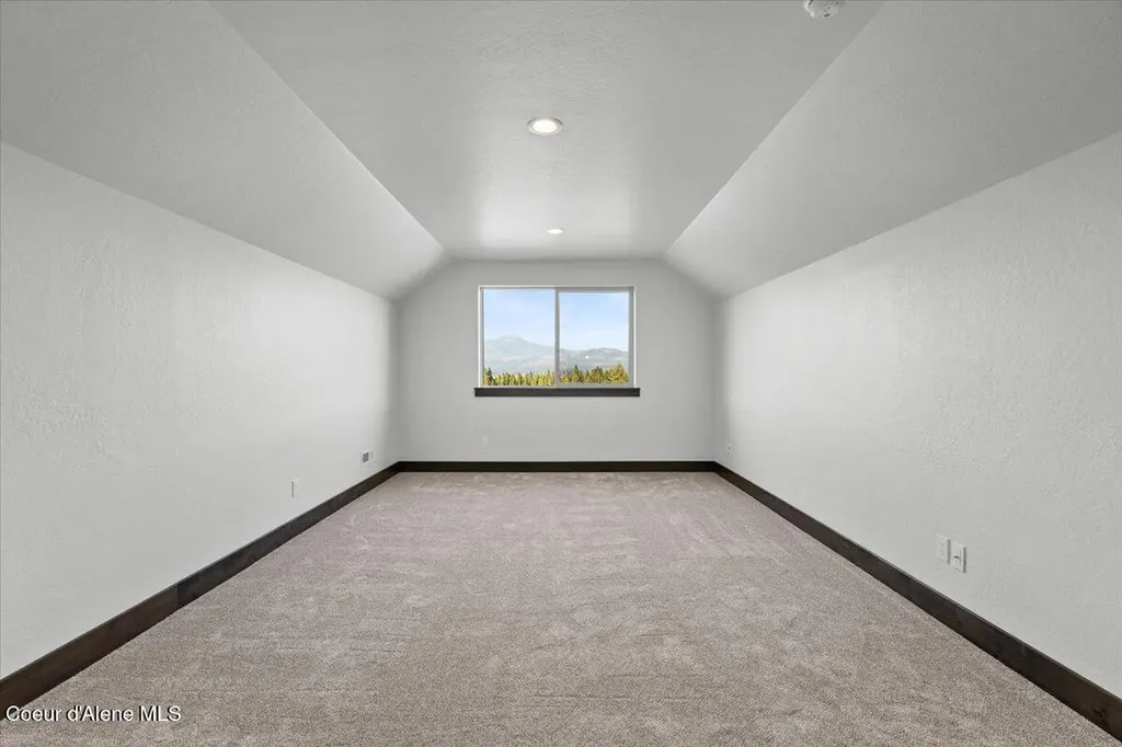 1475 W Remmick Street Hayden ID 83835
