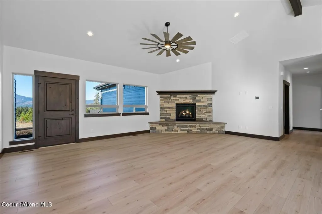 1475 W Remmick Street Hayden ID 83835