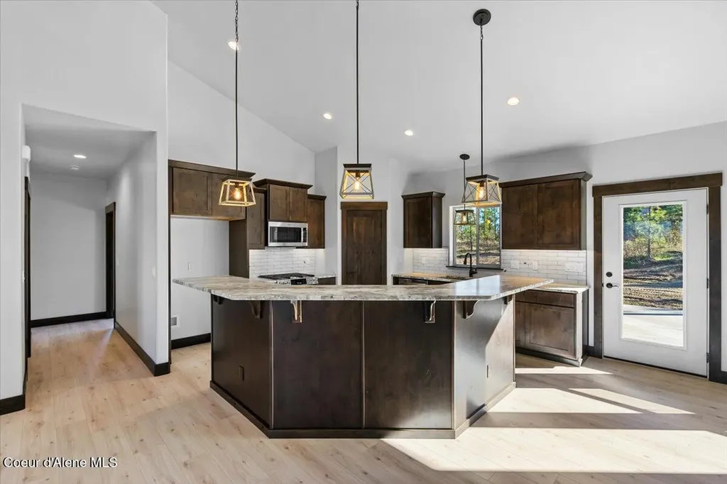 1475 W Remmick Street Hayden ID 83835